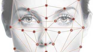 Is that Maria Callas?  Check with Facebook -- they'll know.